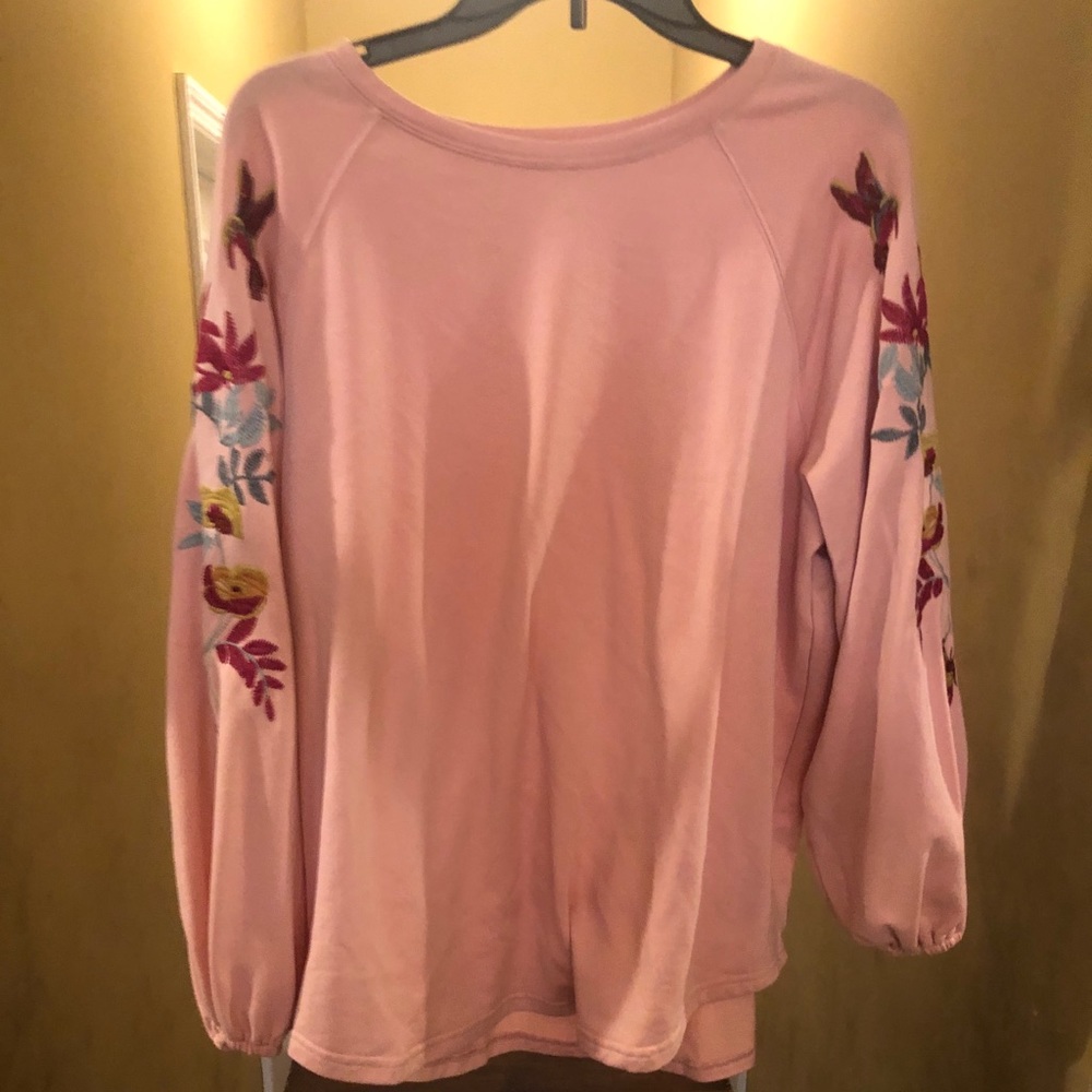 Embroidered sweatshirt